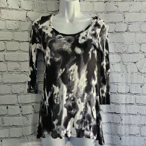 Women's 3/4 Sleeve Black & White Blouse, size X-Small (XS)